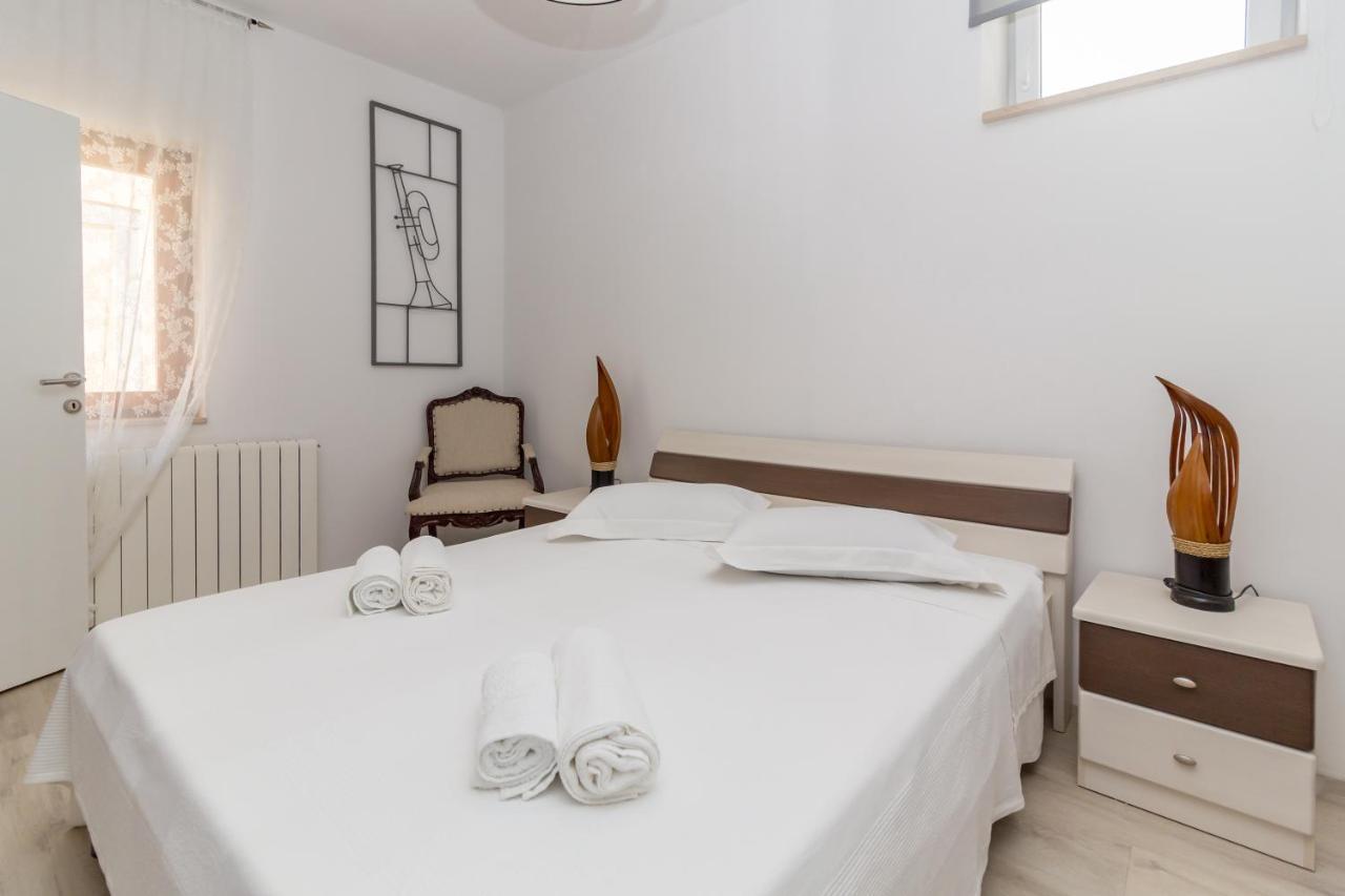 Apartment Box Пореч Экстерьер фото