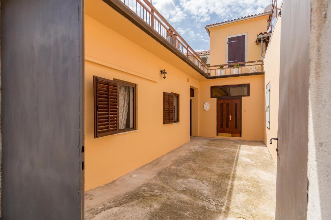 Apartment Box Пореч Экстерьер фото